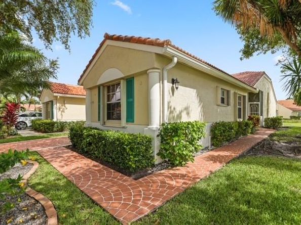 6171 Floral Lakes Dr, Delray Beach FL 33484