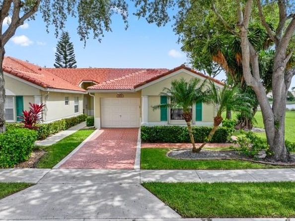 6171 Floral Lakes Dr, Delray Beach FL 33484