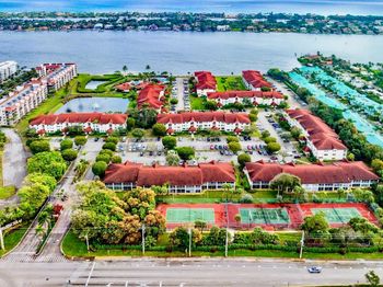 109 Half Moon Circle