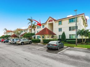 109 Half Moon Circle G3, Hypoluxo FL 33462