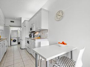 109 Half Moon Circle G3, Hypoluxo FL 33462