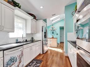 9924 NW 3rd Place, Coral Springs FL 33071