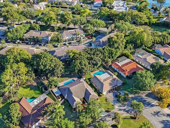 9924 NW 3rd Place, Coral Springs FL 33071