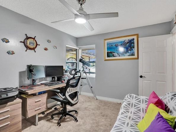 9924 NW 3rd Place, Coral Springs FL 33071