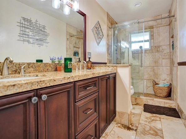 9924 NW 3rd Place, Coral Springs FL 33071
