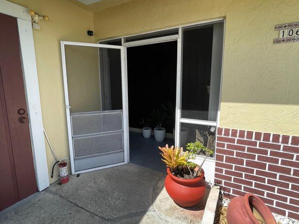 1063 Concert Way, Royal Palm Beach FL 33411