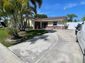 1063 Concert Way, Royal Palm Beach FL 33411