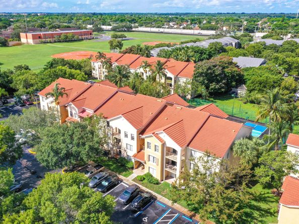 4041 San Marino Boulevard 307, West Palm Beach FL 33409