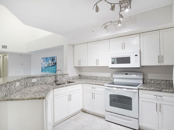 4041 San Marino Boulevard 307, West Palm Beach FL 33409