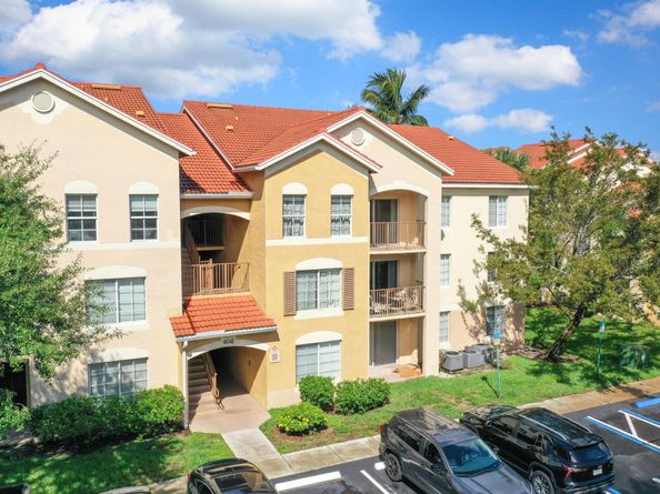 4041 San Marino Boulevard 307, West Palm Beach FL 33409