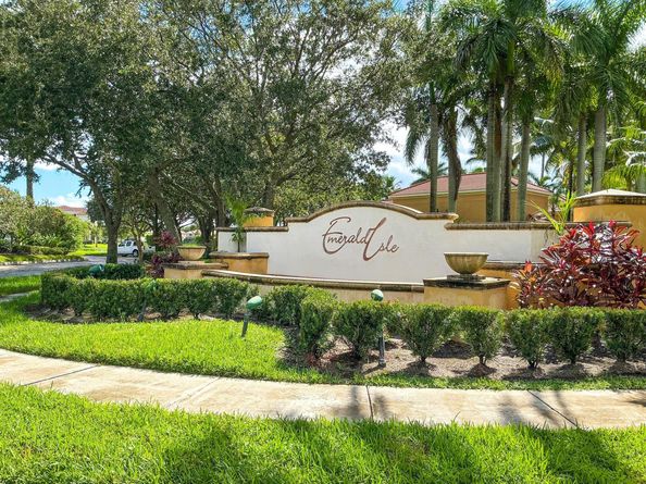 4041 San Marino Boulevard 307, West Palm Beach FL 33409