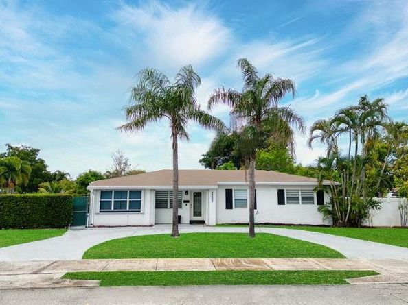 2007 Northridge Rd, Delray Beach FL 33444