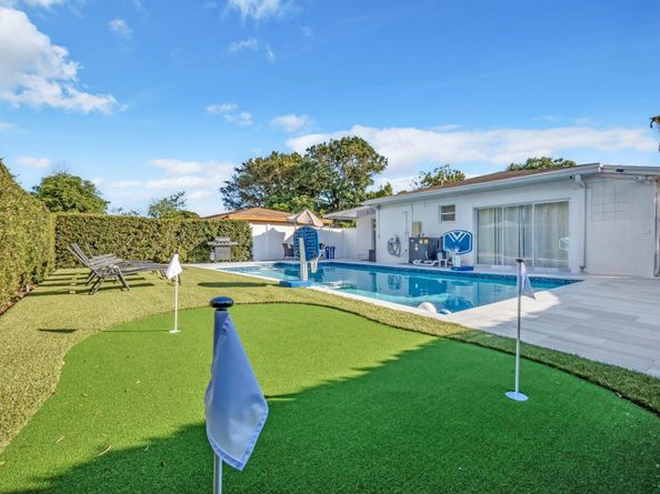 2007 Northridge Rd, Delray Beach FL 33444