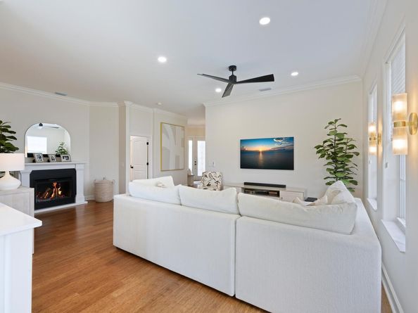 926 Augusta Pointe Drive, Palm Beach Gardens FL 33418