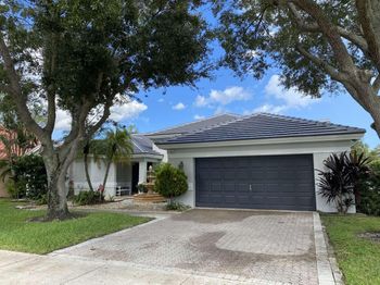3212 Ridge Trce
