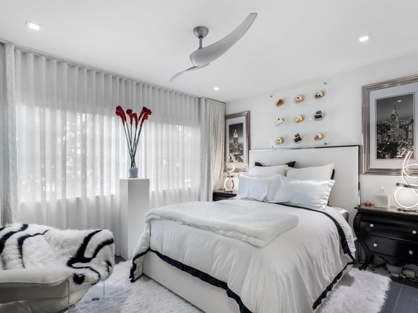 1616 Michigan Avenue 1, Miami Beach FL 33139