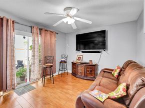 2333 SW 87, Miramar FL 33025