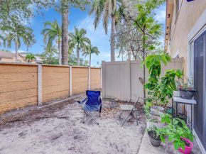 2333 SW 87, Miramar FL 33025