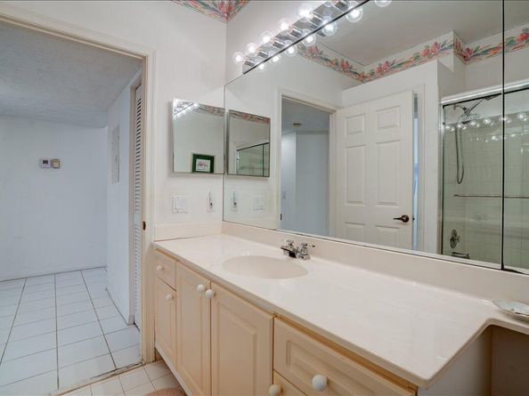 10256 Andover Coach Circle G1, Lake Worth FL 33449