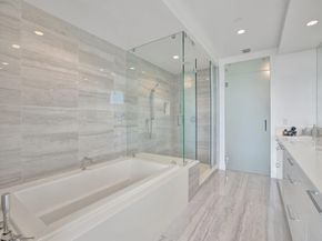 100 E Las Olas Blvd 4301, Fort Lauderdale FL 33301