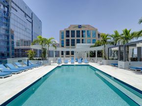 100 E Las Olas Blvd 4301, Fort Lauderdale FL 33301