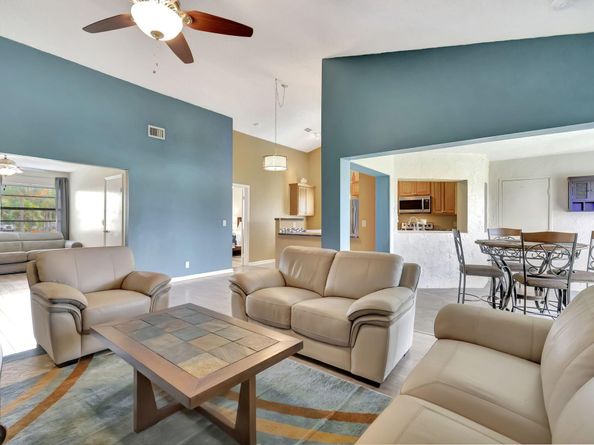 5869 Parkwalk Drive, Boynton Beach FL 33472