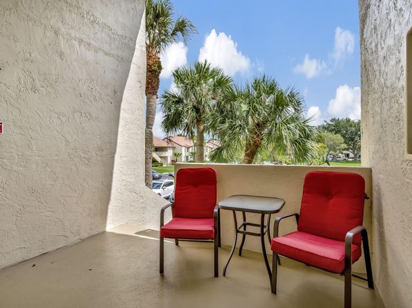 5869 Parkwalk Drive, Boynton Beach FL 33472