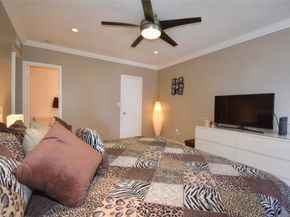 17560 Atlantic Blvd 215, Sunny Isles Beach FL 33160