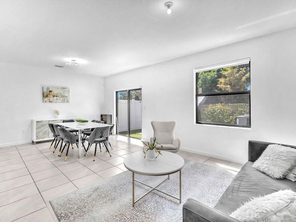 20308 NW 6th Pl, Miami Gardens FL 33169