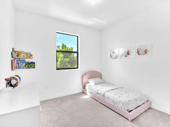 20308 NW 6th Pl, Miami Gardens FL 33169