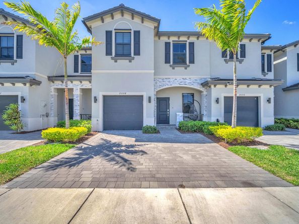 20308 NW 6th Pl, Miami Gardens FL 33169