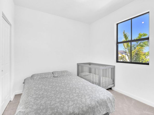 20308 NW 6th Pl, Miami Gardens FL 33169