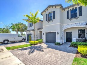 20308 NW 6th Pl, Miami Gardens FL 33169