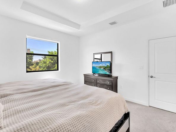 20308 NW 6th Pl, Miami Gardens FL 33169