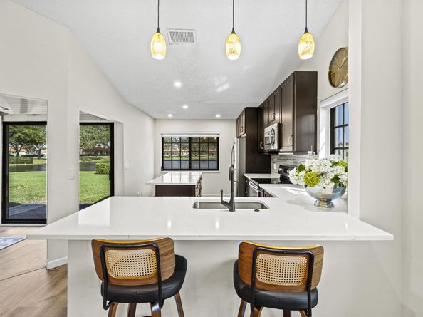 8261 Waterline Drive, Boynton Beach FL 33472