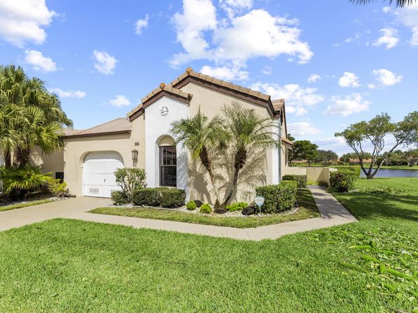 8261 Waterline Drive, Boynton Beach FL 33472