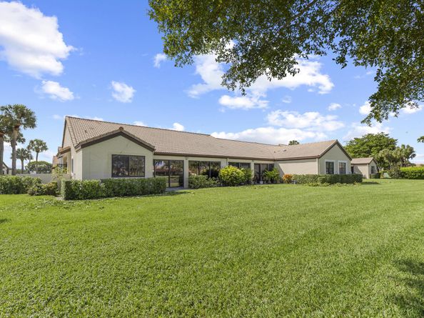 8261 Waterline Drive, Boynton Beach FL 33472