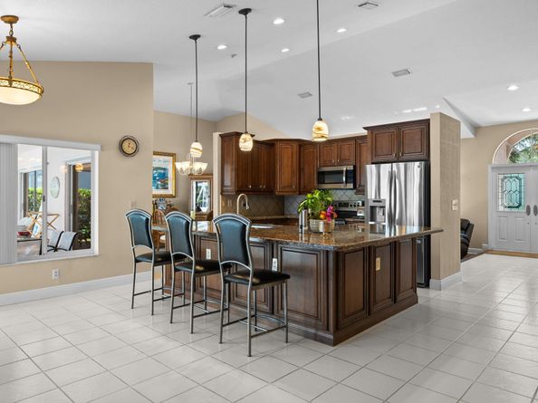 3919 NW 57th St, Coconut Creek FL 33073