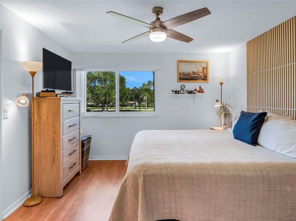 731 Vista Isles Dr 1527, Plantation FL 33325