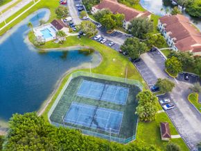 731 Vista Isles Dr 1527, Plantation FL 33325