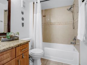 731 Vista Isles Dr 1527, Plantation FL 33325