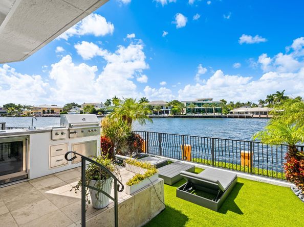 615 Bayshore Dr 103, Fort Lauderdale FL 33304