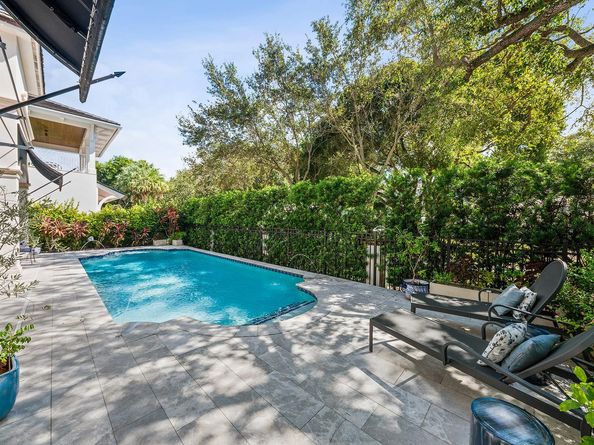 1020 Ponce De Leon Dr, Fort Lauderdale FL 33316