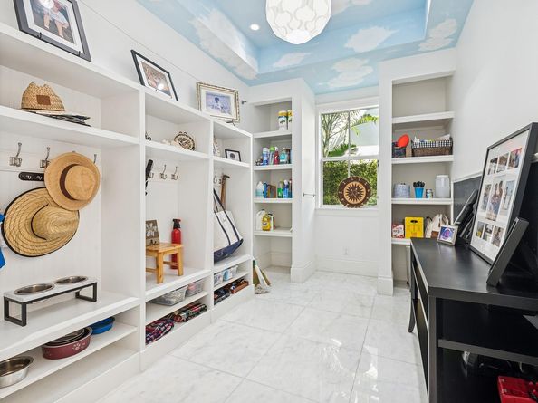 1020 Ponce De Leon Dr, Fort Lauderdale FL 33316