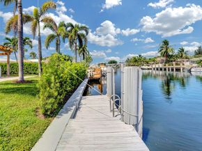 320 SE 5th Ave, Pompano Beach FL 33060