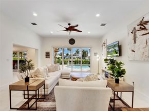 320 SE 5th Ave, Pompano Beach FL 33060