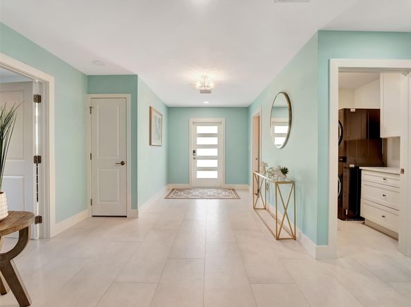 320 SE 5th Ave, Pompano Beach FL 33060