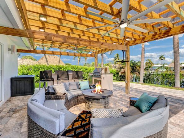 320 SE 5th Ave, Pompano Beach FL 33060