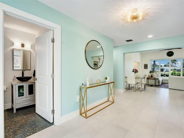 320 SE 5th Ave, Pompano Beach FL 33060