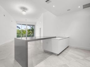 701 N Fort Lauderdale Beach Blvd 214, Fort Lauderdale FL 33304